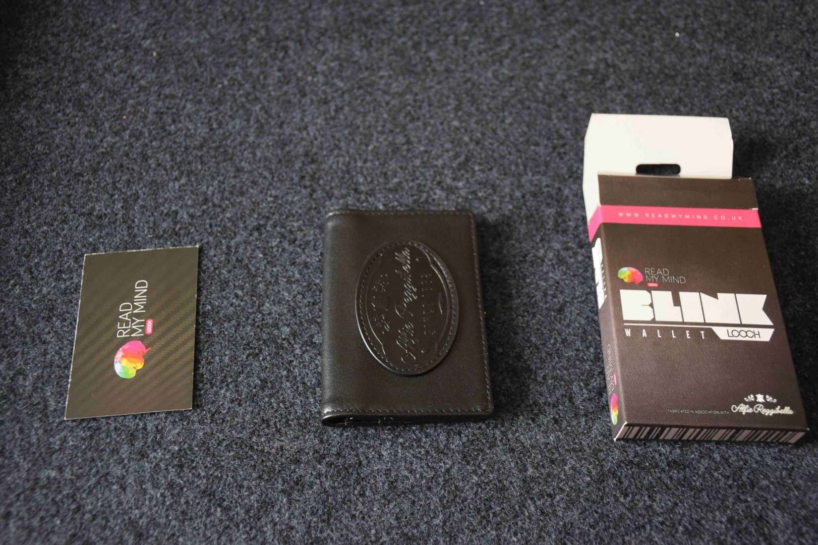 Blink by Looch wallet and box