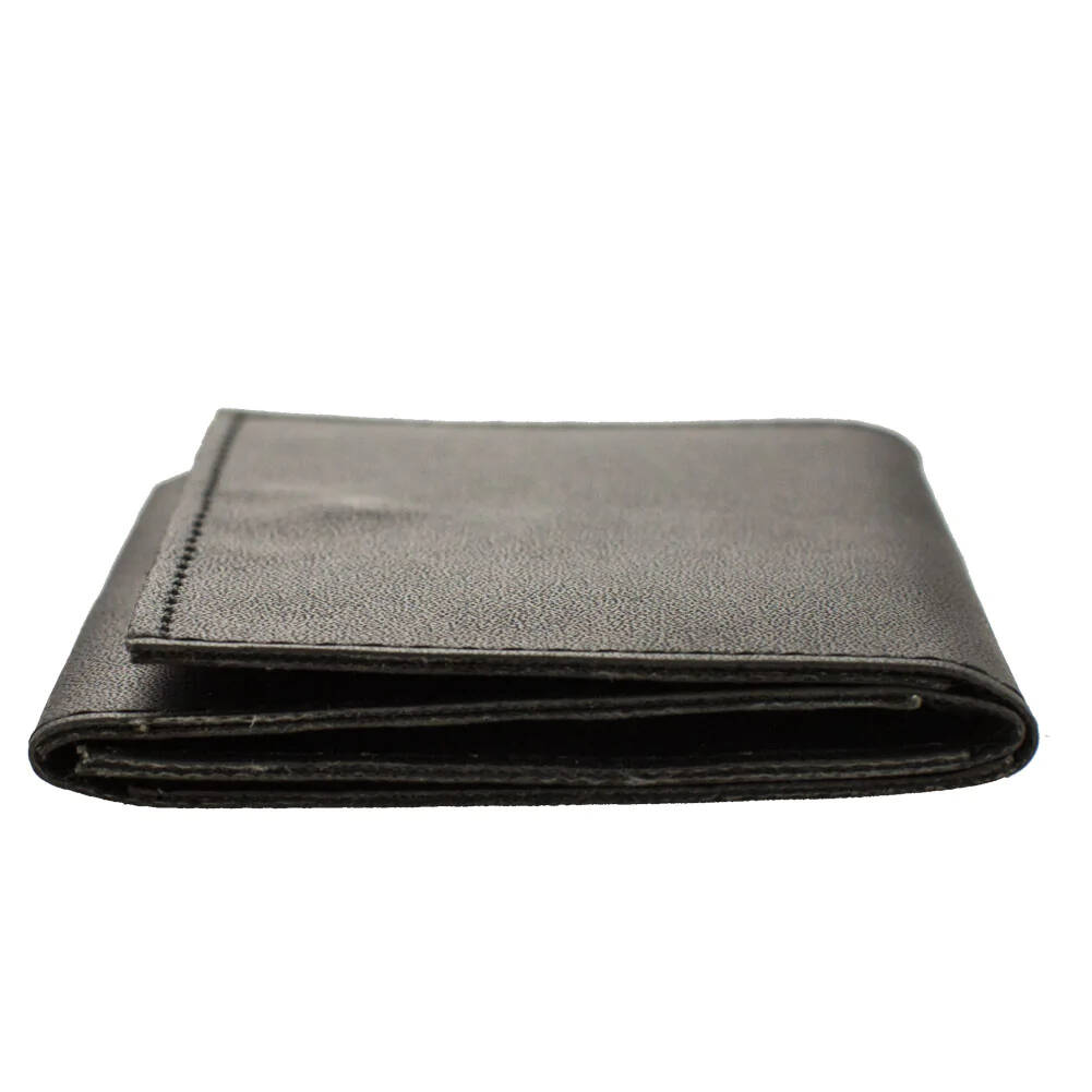 Magic Wallet Deluxe by Magic Makers shown closed looking at the edge from the front